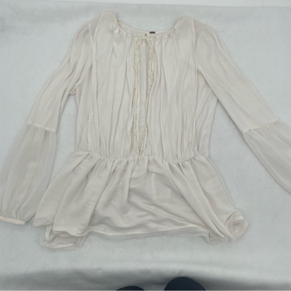 FREE PEOPLE Women’s Soul Serene Ivory Blouse size: Large - Picture 2 of 11